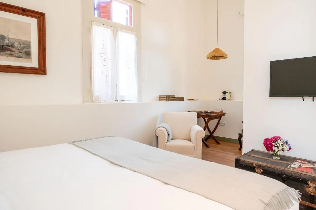 Room, Chalet Ficalho, Lisbon