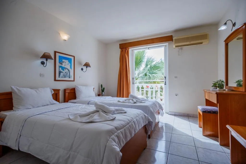 APARTMENT CAPACITY 2 TWO BEDROOMS Room, Vivian Hotel, Zante