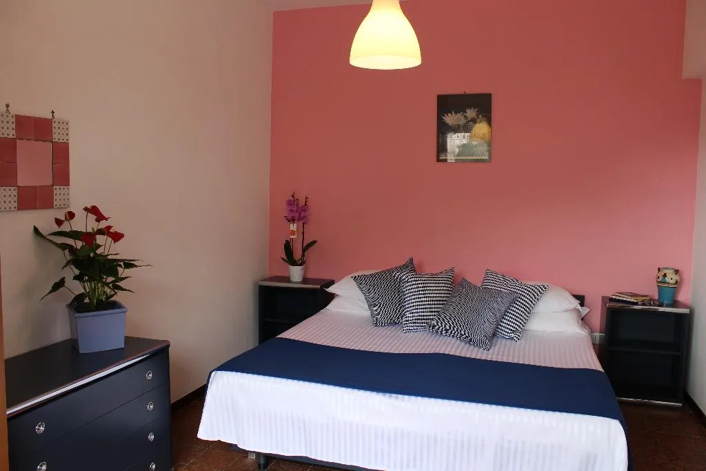 APARTMENT CAPACITY 3 Room, Tramonti Green, Naples