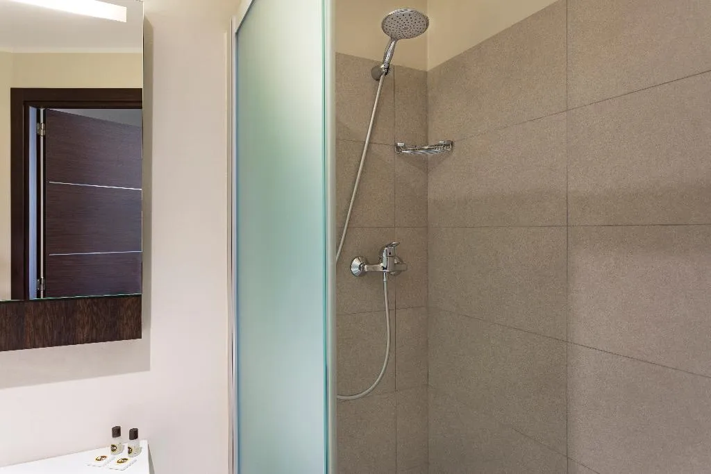 DOUBLE STANDARD Room, B&B HOTEL Como Camerlata, Milan