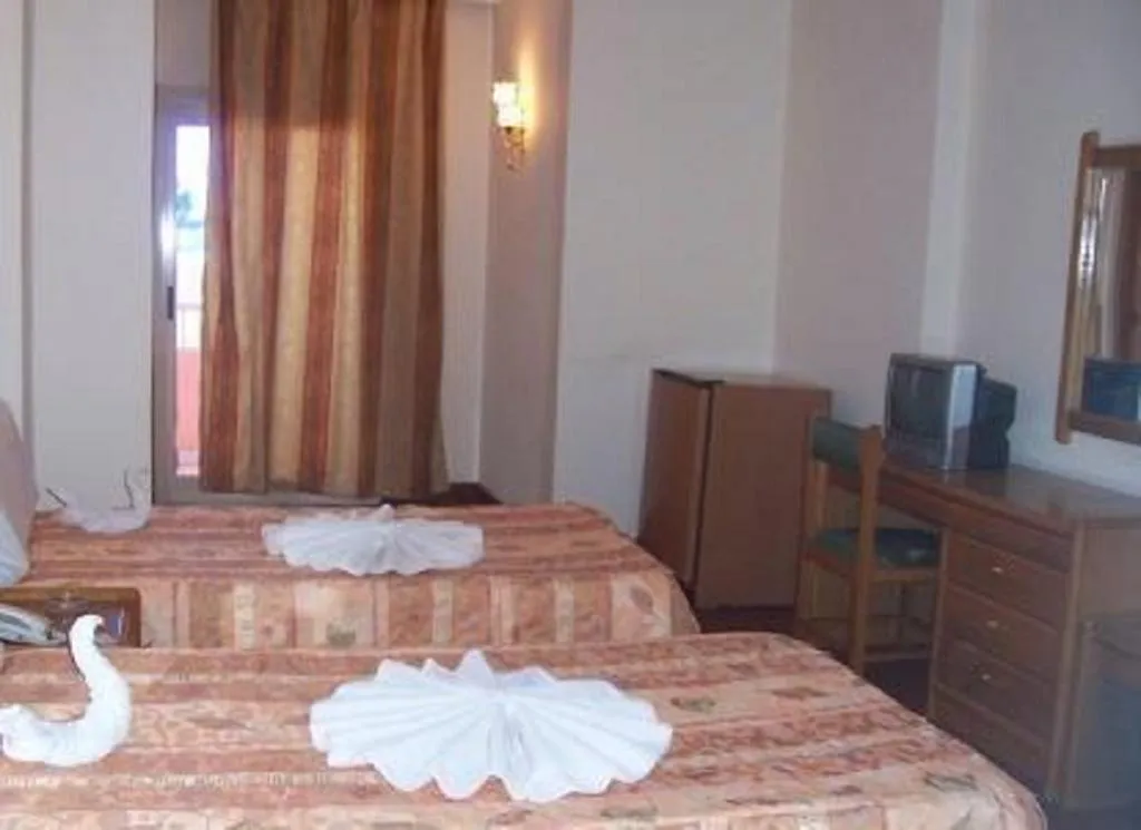 Room, Queens Valley, Luxor