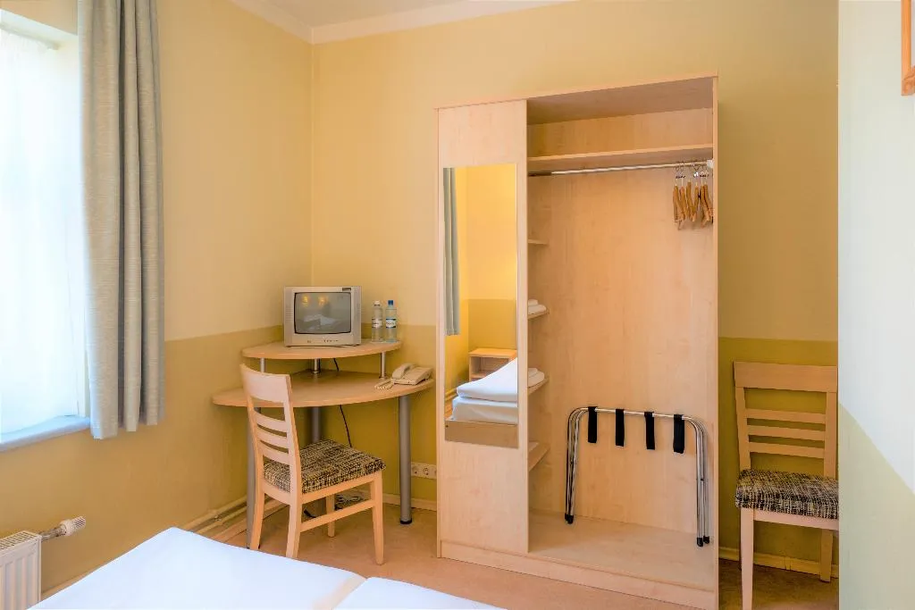 TWIN BASIC Room, Rija Domus Hotel, Riga