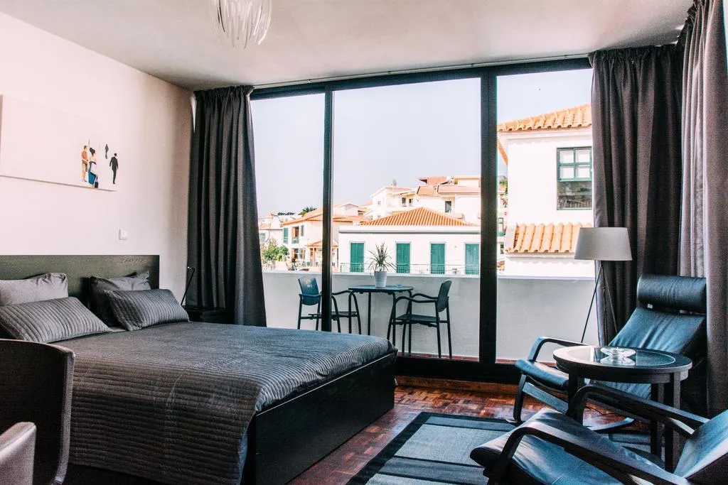 STUDIO MOUNTAIN VIEW Room, Arts In Apartments Pina, Madeira