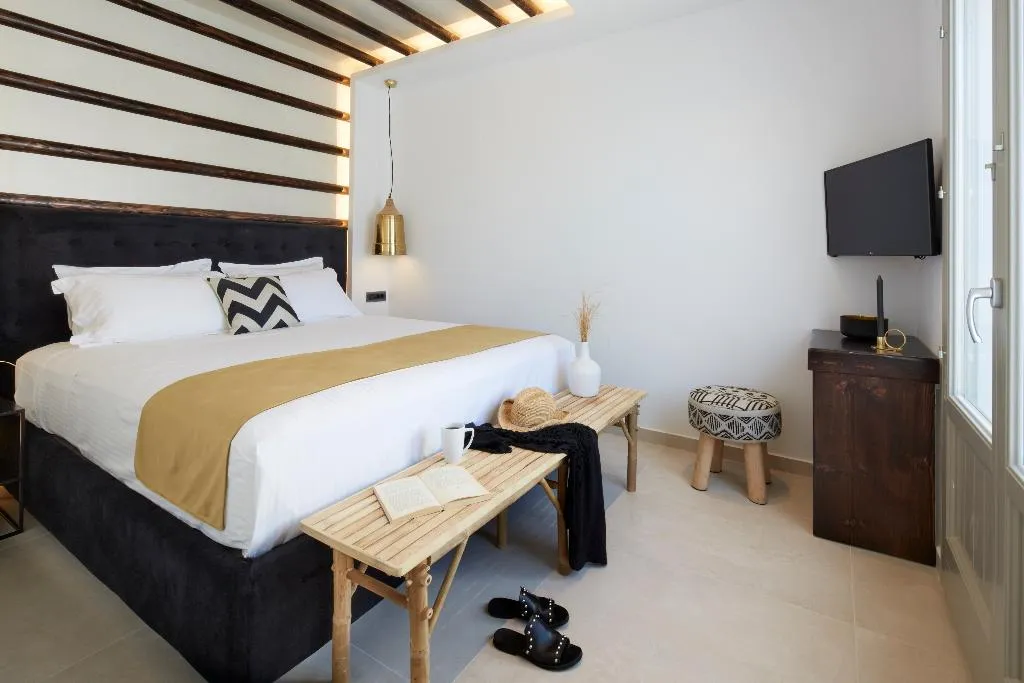 SUITE WITH PRIVATE POOL Room, Phos The Boutique Luxury Hotel & Villas, Santorini