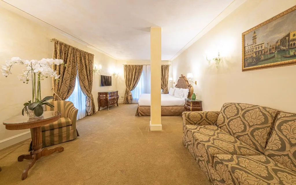 DOUBLE Accesible Deluxe  Room, Hotel Villa Barbarich, Venice