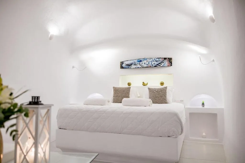 Room, Boutique 88 Fira, Santorini