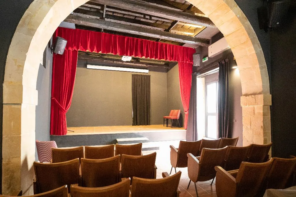 Conferences, Lanterne Magiche Ortigia, Catania