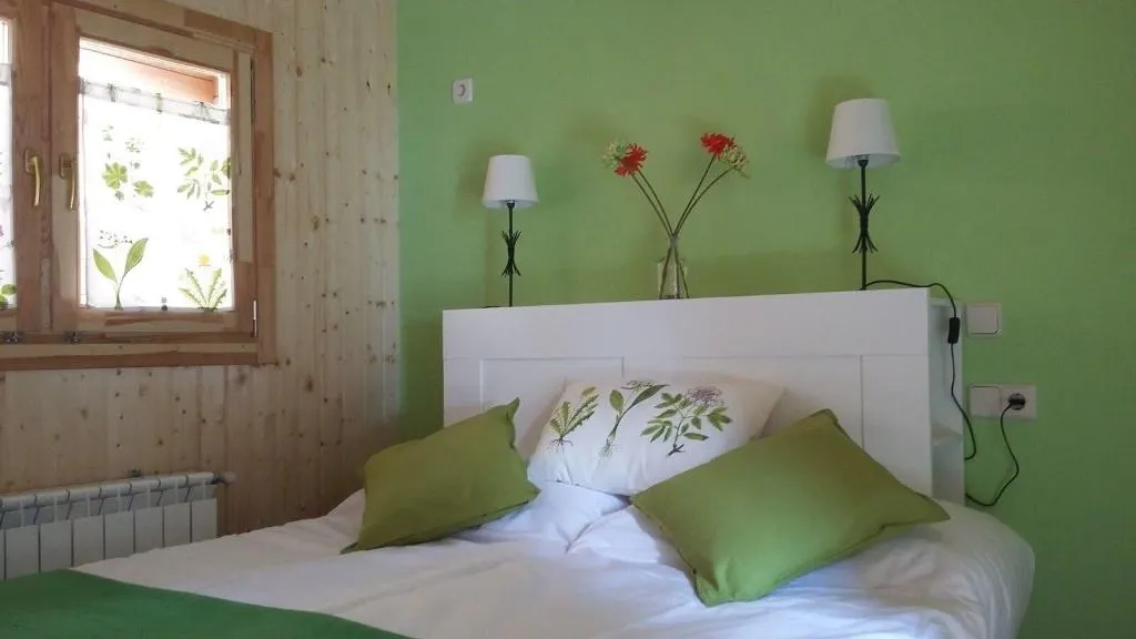 Room, Huerto San Antonio, Madrid