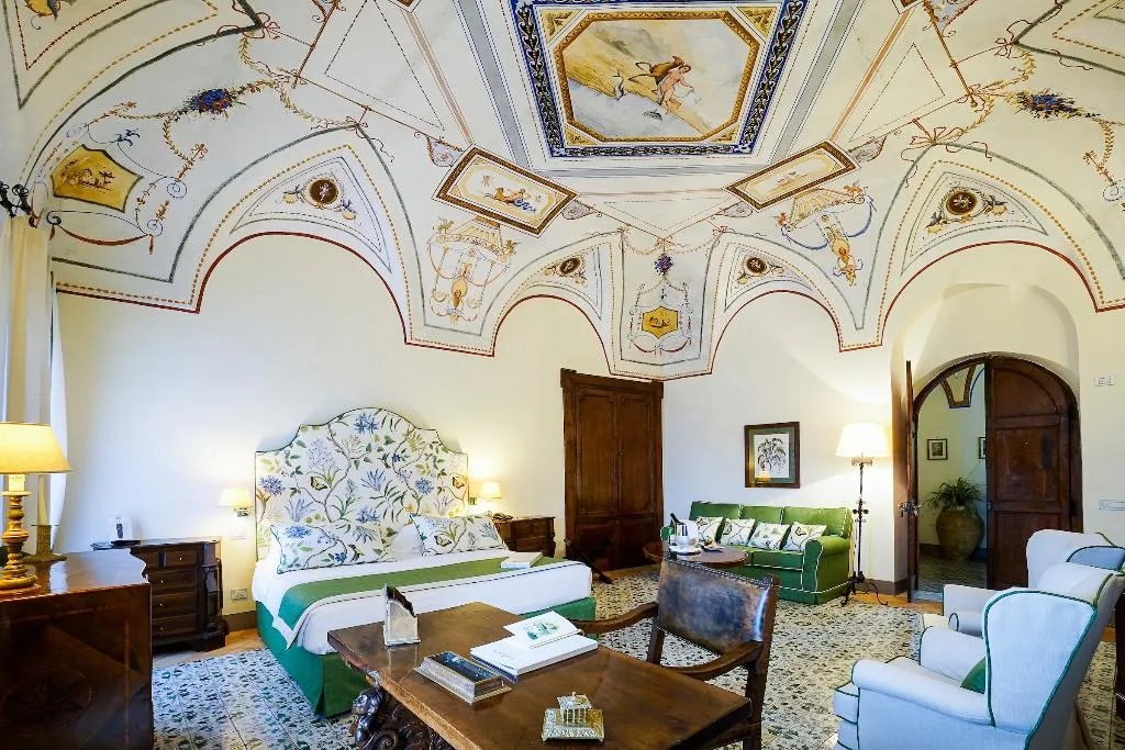 STUDIO STANDARD Room, Villa Cimbrone, Naples