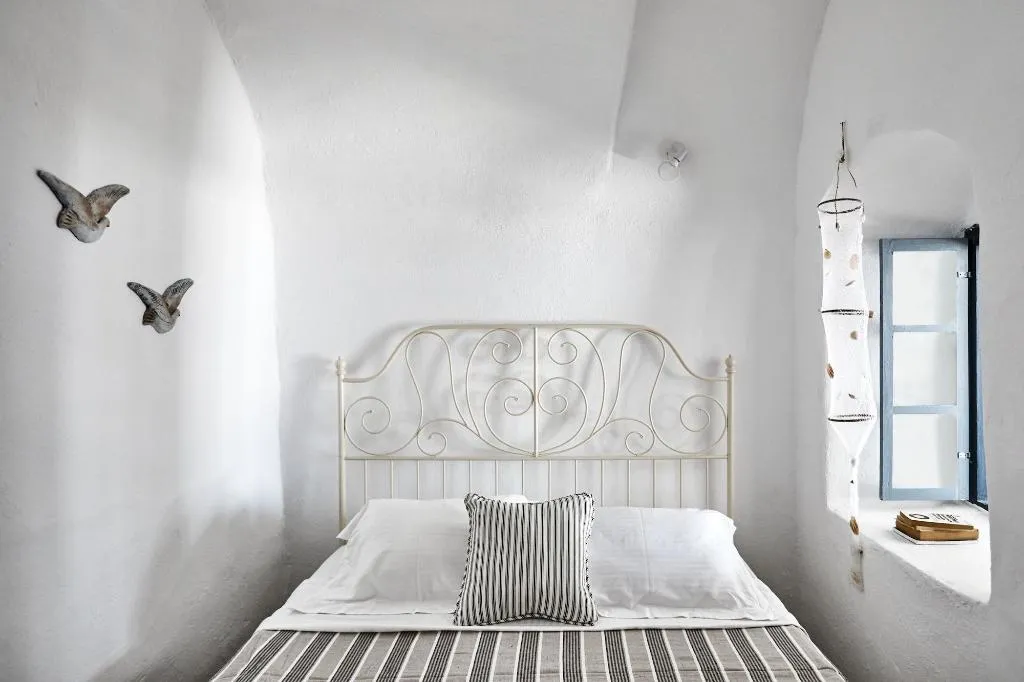 Room, Allure Breeze Suites, Santorini