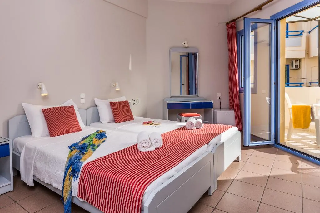 SINGLE STANDARD Room, Hersonissos Central, Crete
