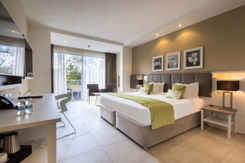 Double or Twin LAND VIEW Room, Salini Resort, Malta