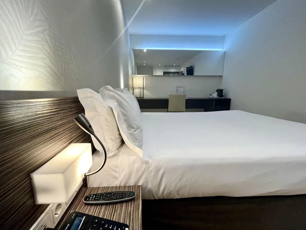TWIN EXECUTIVE Room, Air Rooms Madrid by HelloSky, Madrid