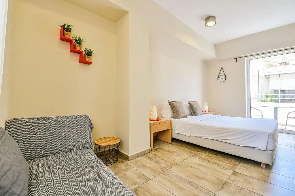 Room, Athens Way Lofts, Athens