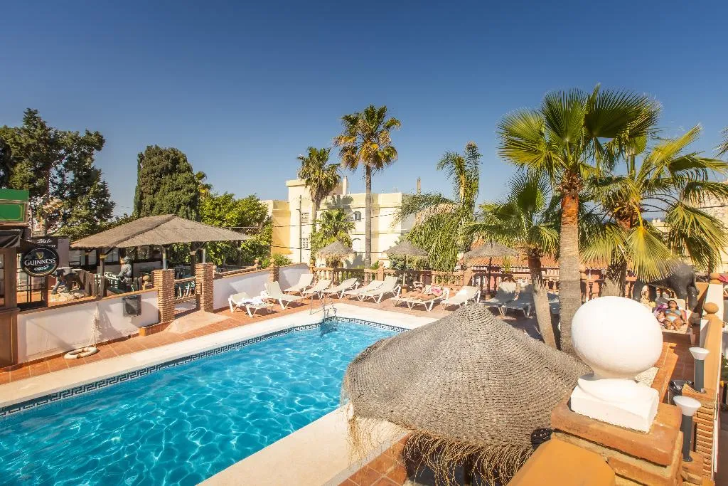 Pool, Zen airport, Costa Del Sol