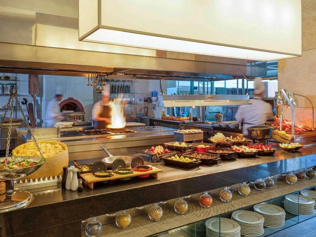 Restaurant, Swissotel Buyuk Efes Izmir, Izmir