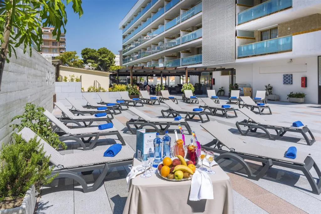 Terrace, 4R Salou Park Resort II, Costa Dorada