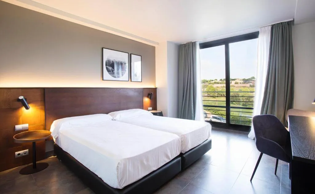 DOUBLE SUPERIOR Room, Dolce By Wyndham Barcelona Resort, Barcelona