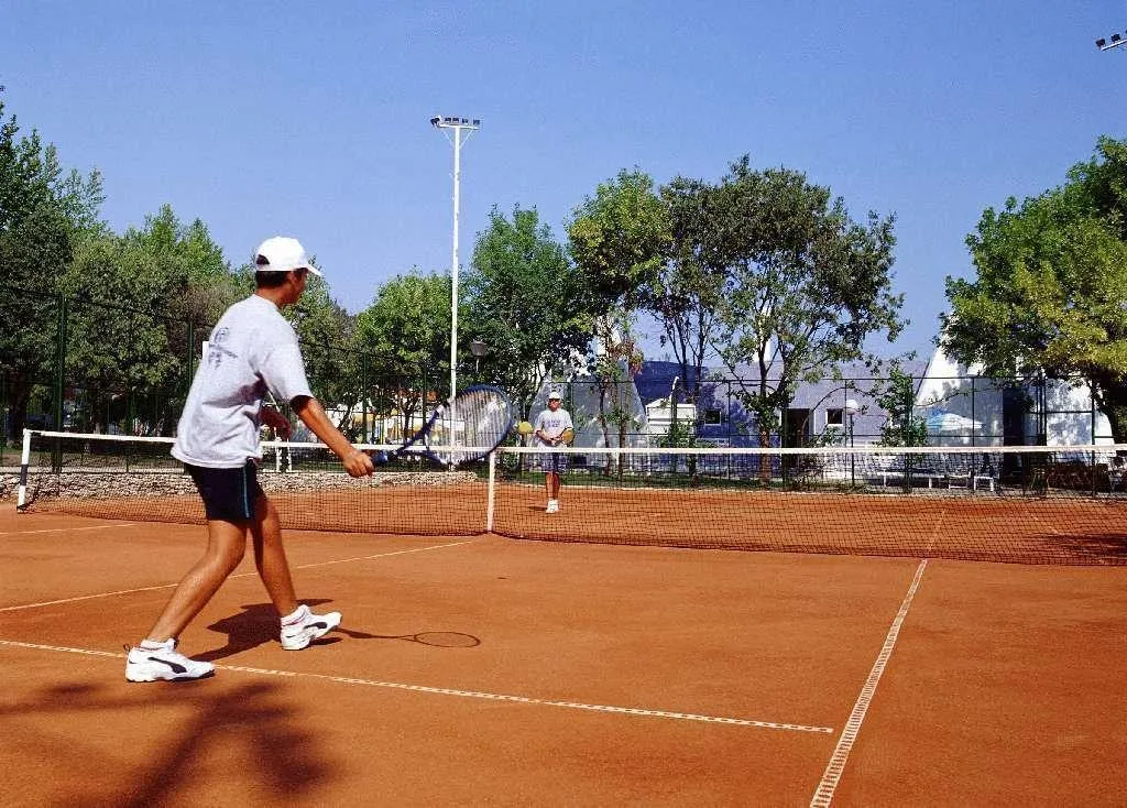 Sports and Entertainment, Magnolia, Varna
