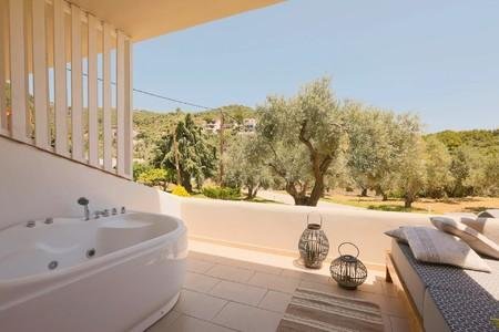 Skiathos Avaton, Skiathos