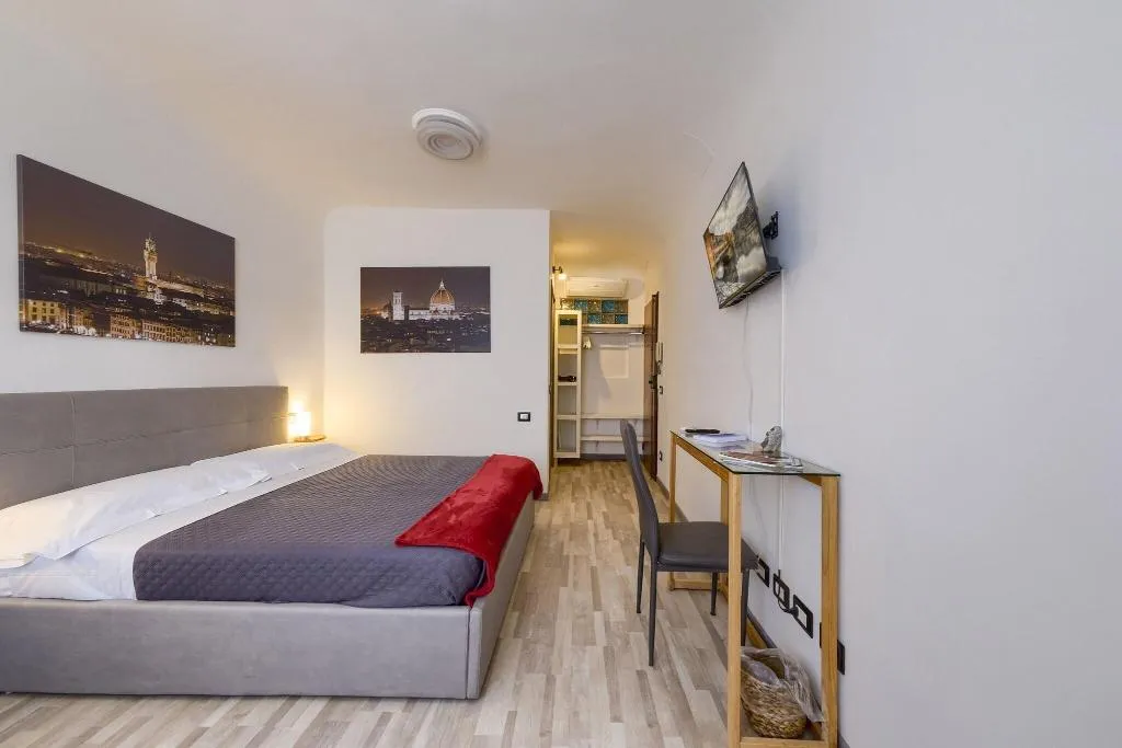 Room SUPERIOR Room, Home Boutique Santa Maria Novella, Florence