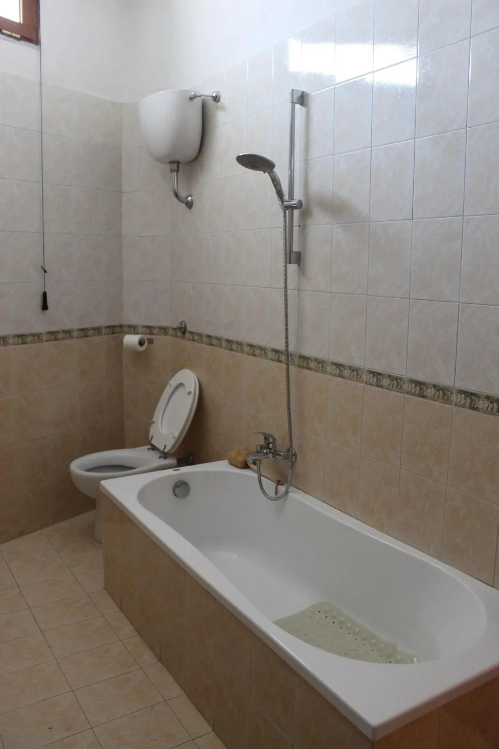 Room, Sanfralù, Naples