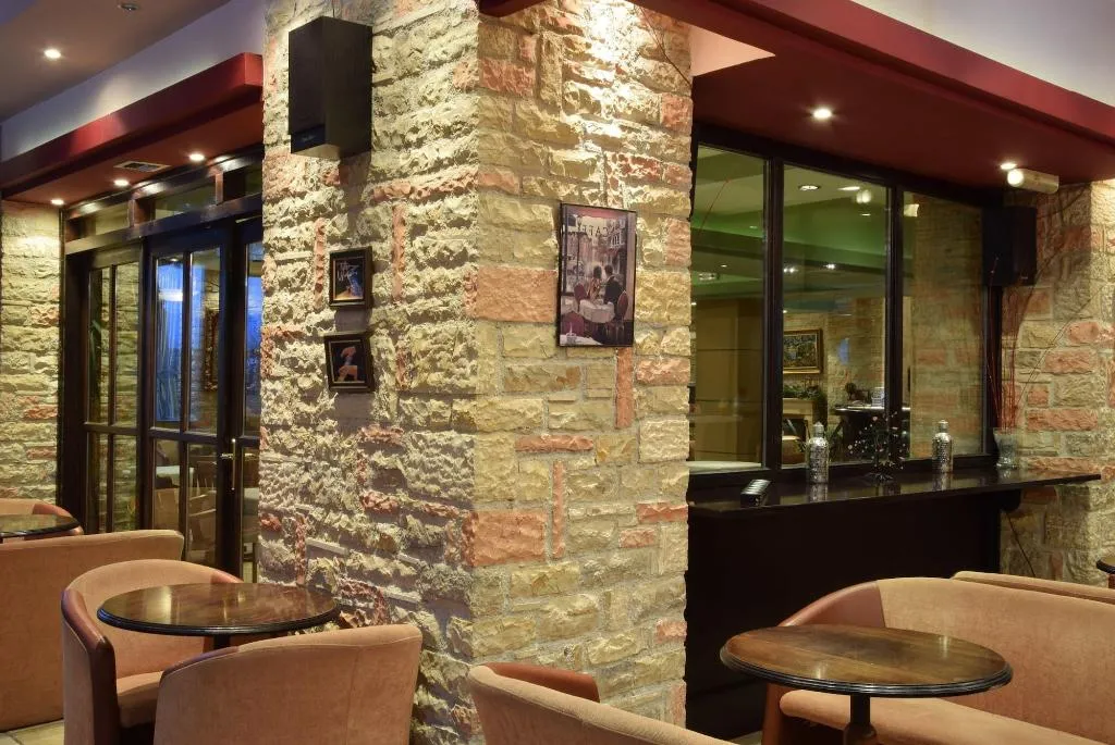 Lobby, Mont Helmos, Athens