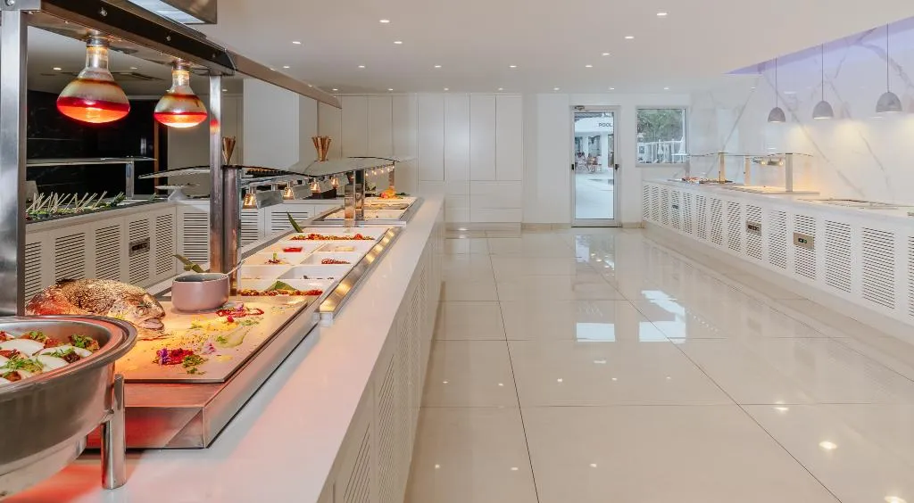 Restaurant, Tasia Maris Seasons, Cyprus