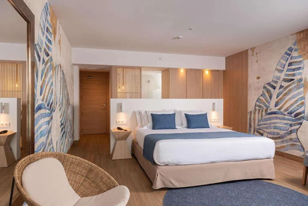 Room, L'Azure Hotel, Costa Brava