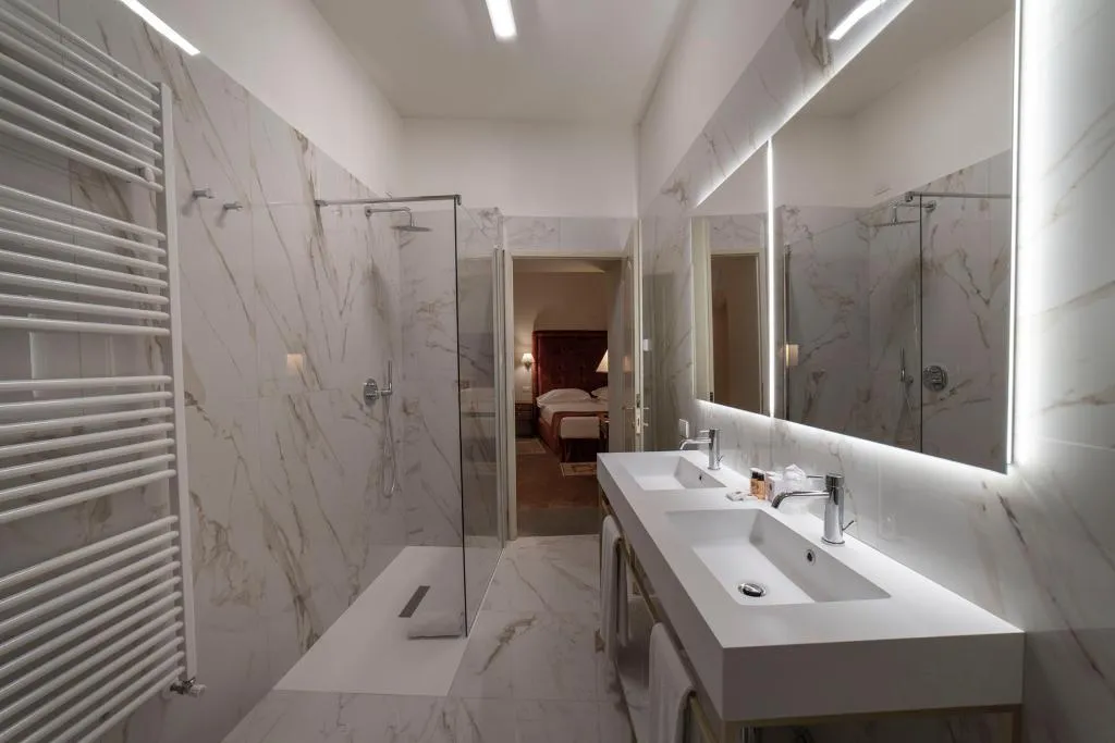 DOUBLE SUPERIOR Room, Palazzo San Niccolo, Florence