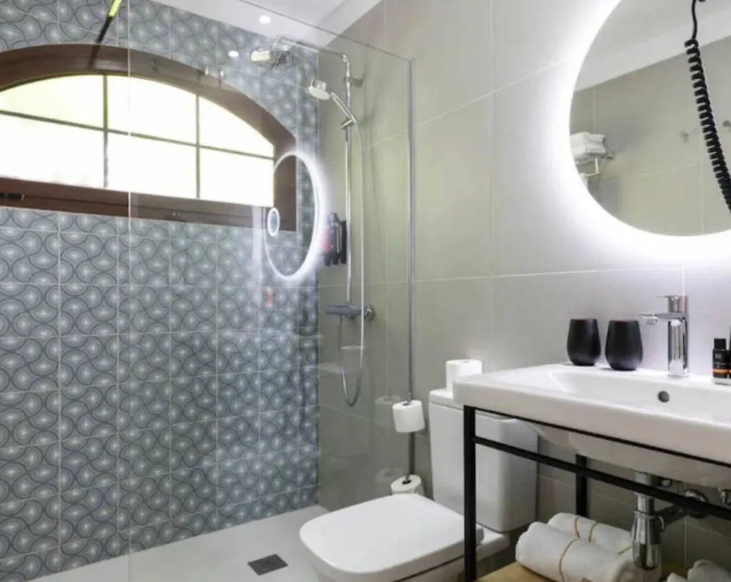VILLA CAPACITY 6 TWO BEDROOMS Room, HD Parque Cristobal Tenerife, Tenerife