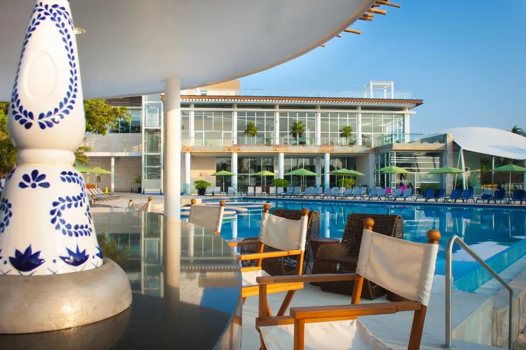 Pool, Residences at The Fives, Playa Del Carmen
