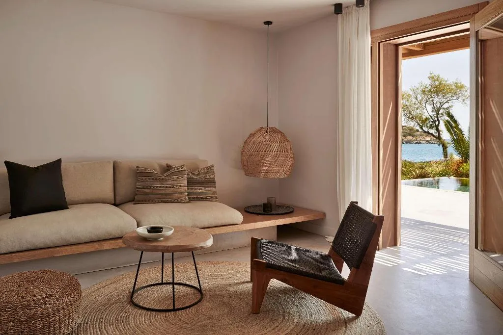 Room, Minos Beach Art Hotel, a Member of Design Hotels, Crete
