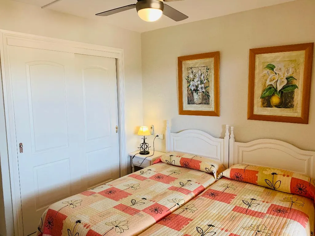 APARTMENT THREE BEDROOMS Room, Apartamentos El Porton, Costa Del Sol