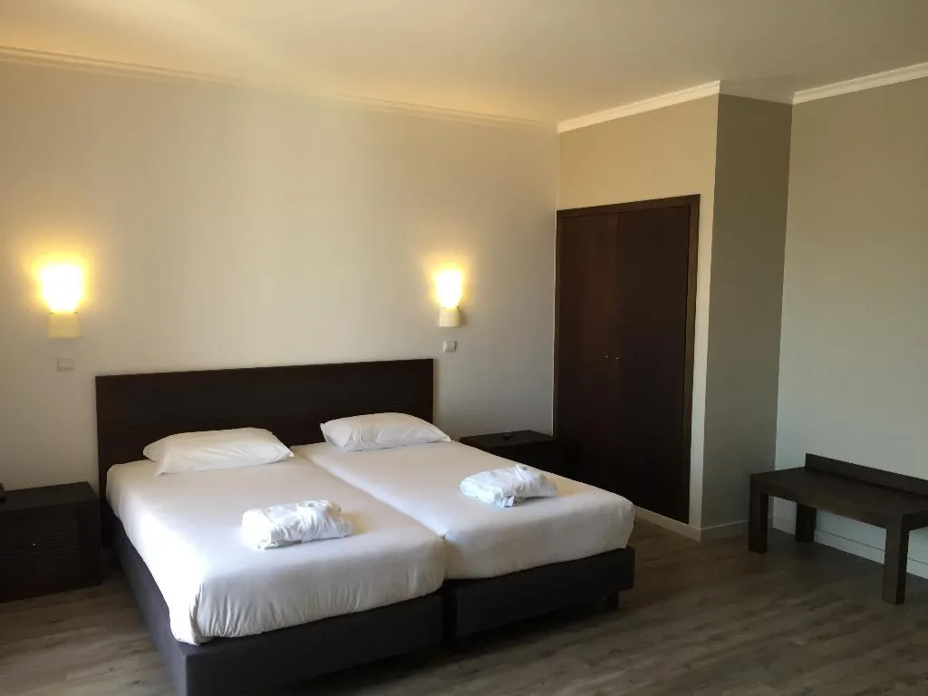 JUNIOR SUITE STANDARD Room, Euro Moniz, Madeira
