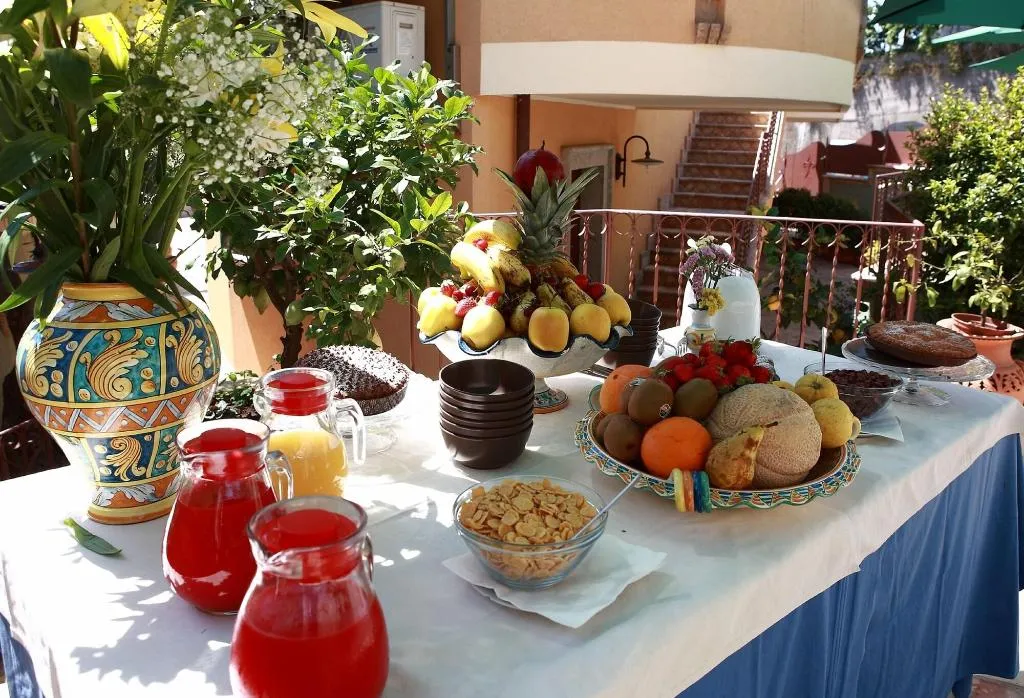 Restaurant, B&B Villa Cristina, Taormina