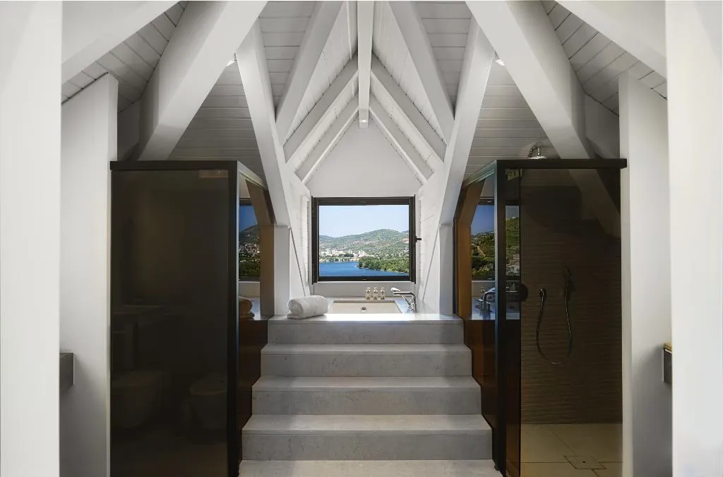 DOUBLE DUPLEX Room, Six Senses Douro Valley, Porto