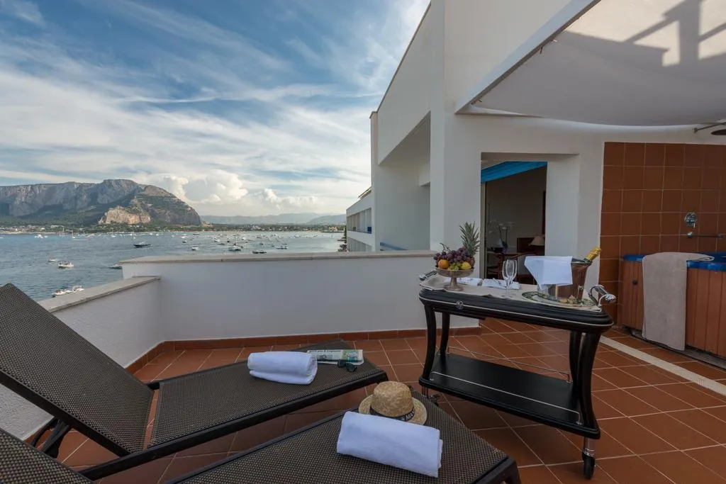 DOUBLE SEA VIEW Room, Splendid Hotel La Torre, Palermo