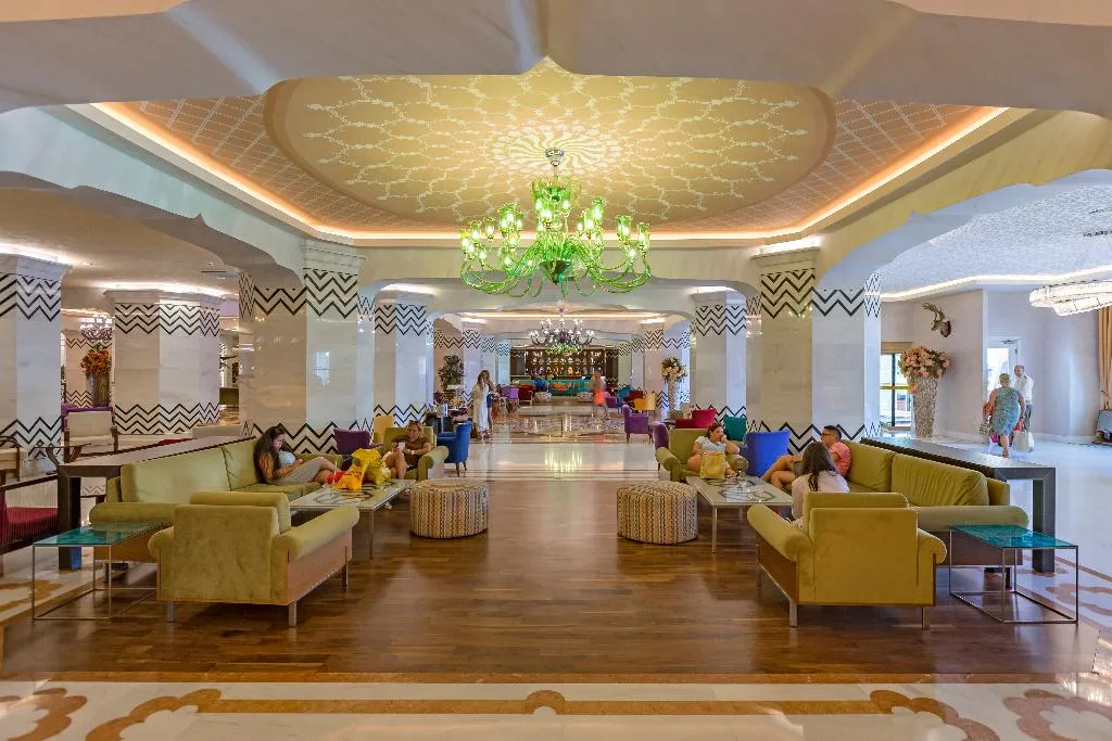 Lobby, Royal Taj Mahal, Antalya