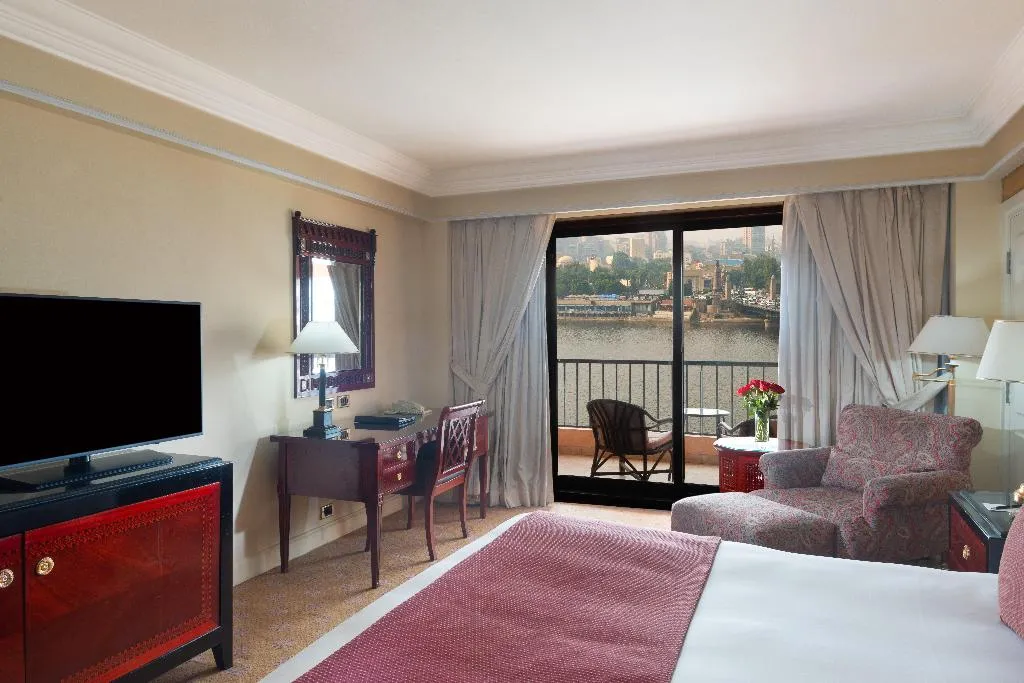DOUBLE DELUXE Room, Semiramis InterContinental Cairo, Cairo