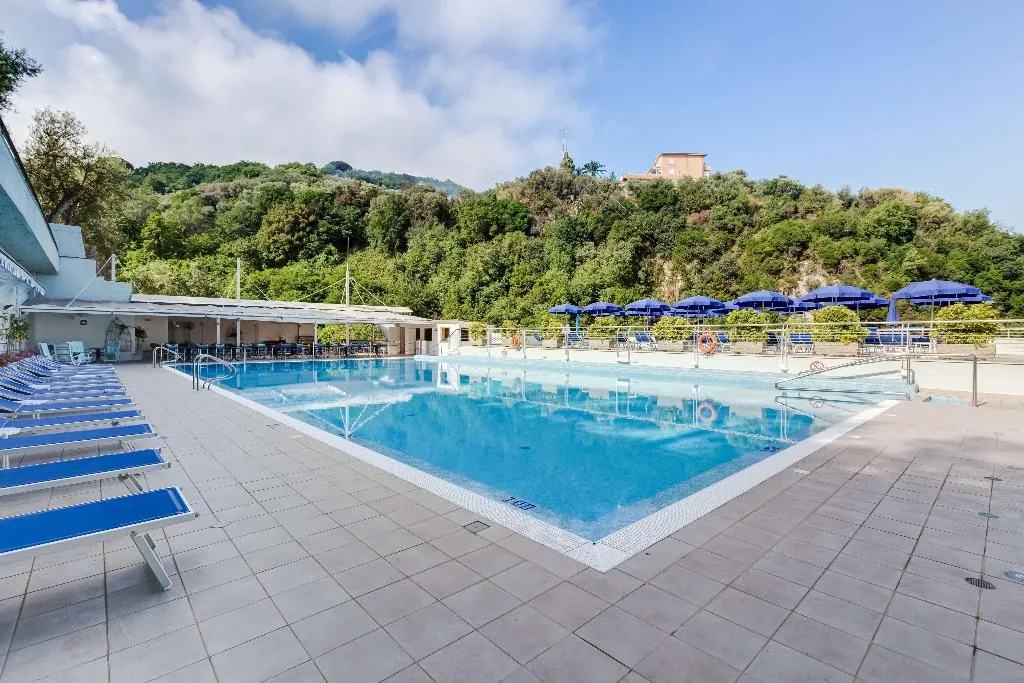 Pool, Best Western Hotel La Solara, Naples