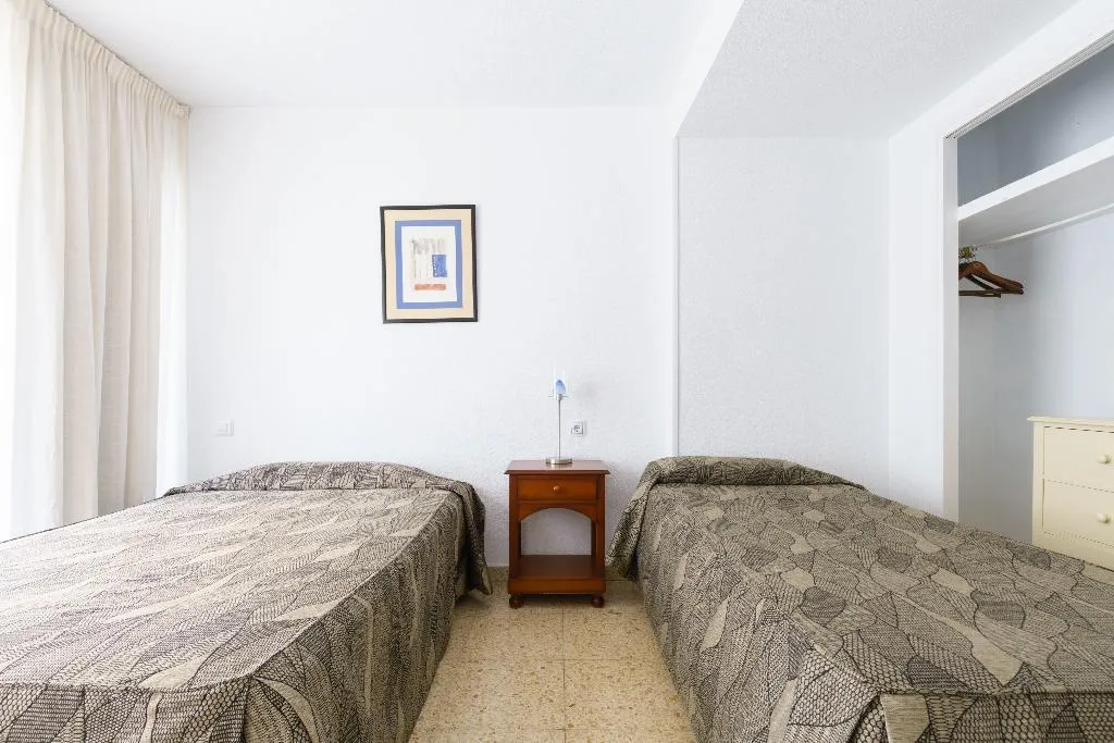 APARTMENT TWO BEDROOMS Room, Apartamentos Maja Beach, Costa Blanca