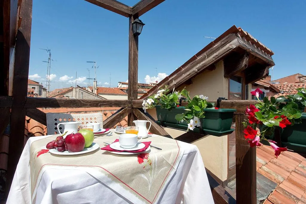 Terrace, Studio Ca' Polo, Venice