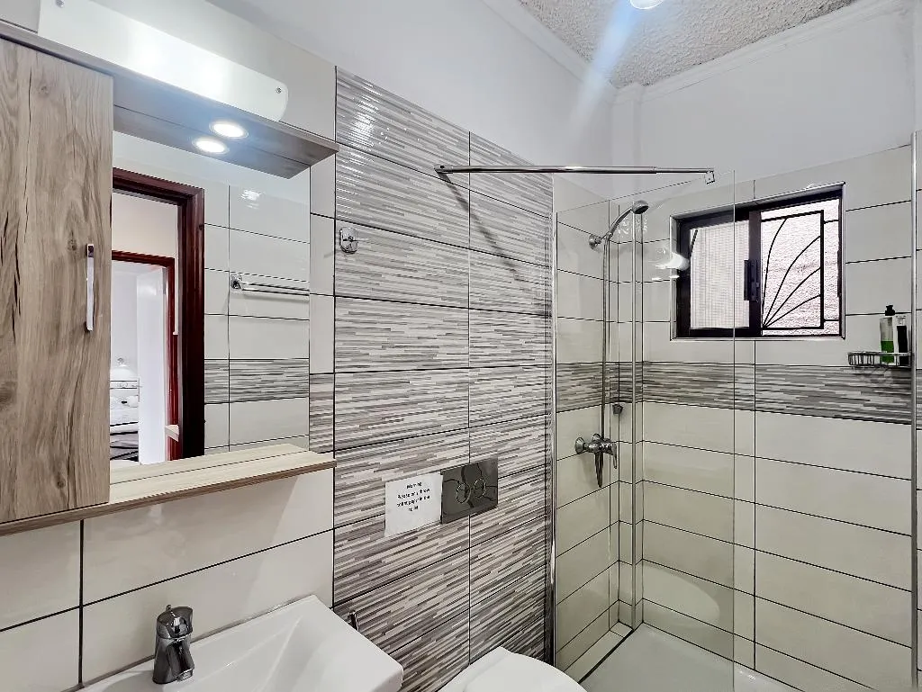 APARTMENT CAPACITY 5 Room, Andromaches Holiday apartments, Corfu