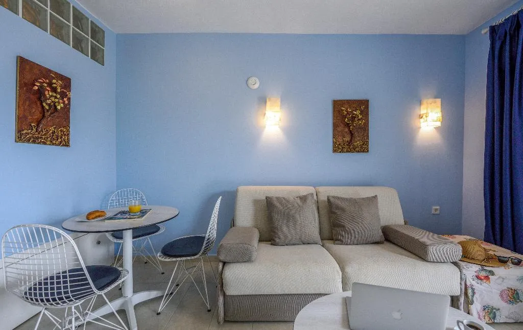 APARTMENT STANDARD Room, Elpiniki Luxury Apartments, Thessaloniki