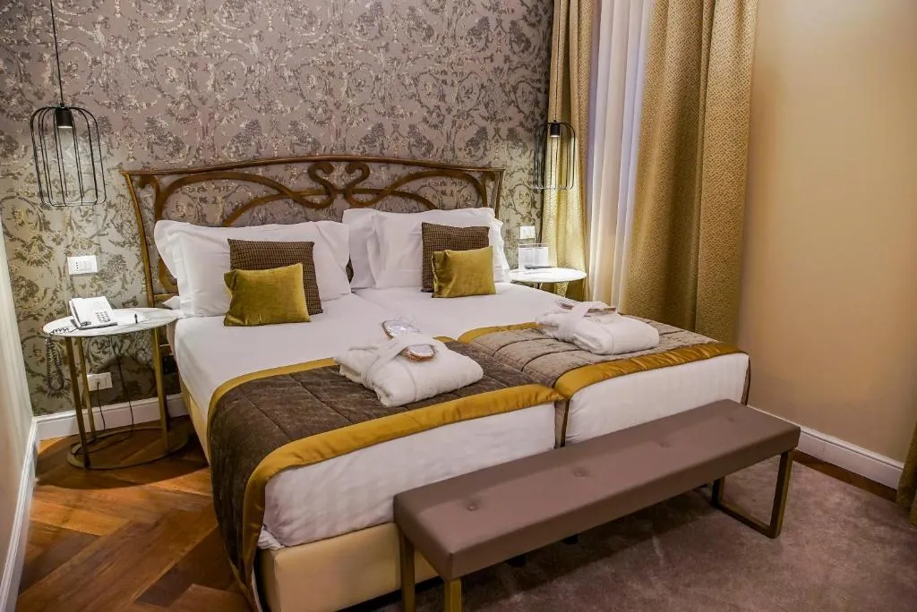 TRIPLE STANDARD Room, CHC Continental, BW Premier Collection, Venice
