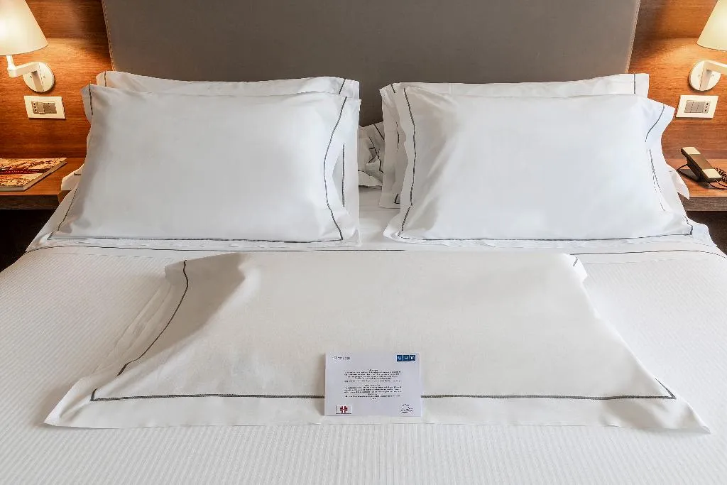 Double or Twin PREMIUM CITY VIEW Room, H10 Roma Citta, Rome
