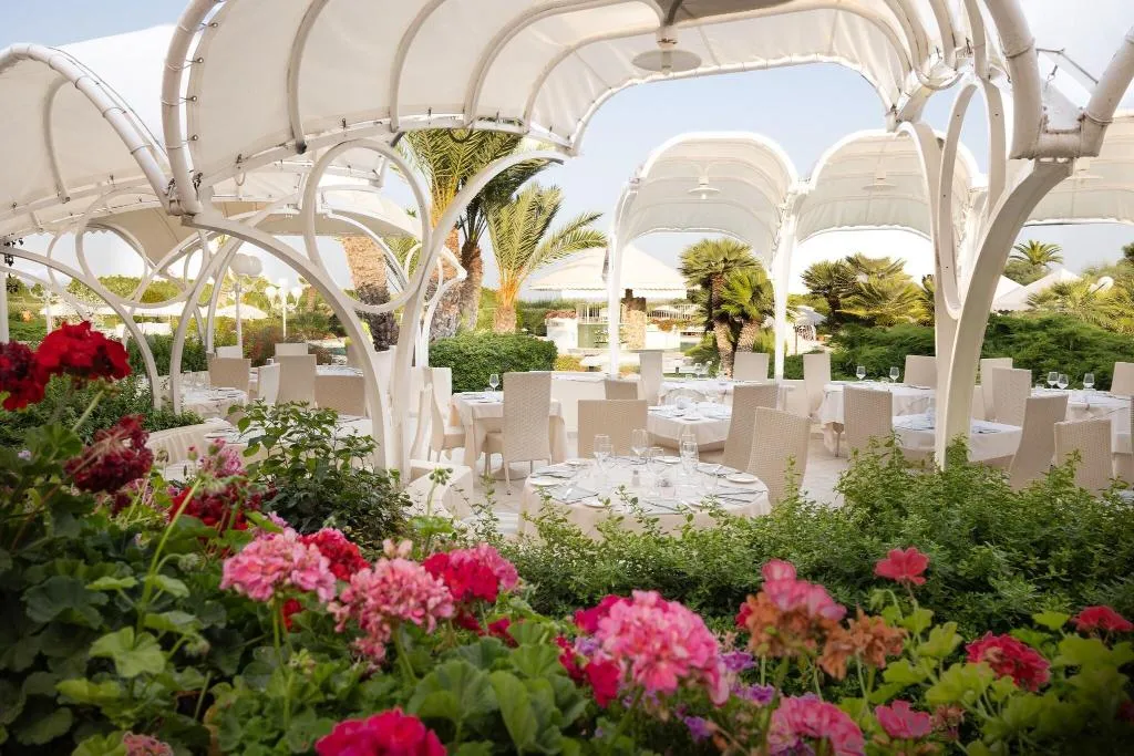 Restaurant, Baia Di Nora, Cagliari