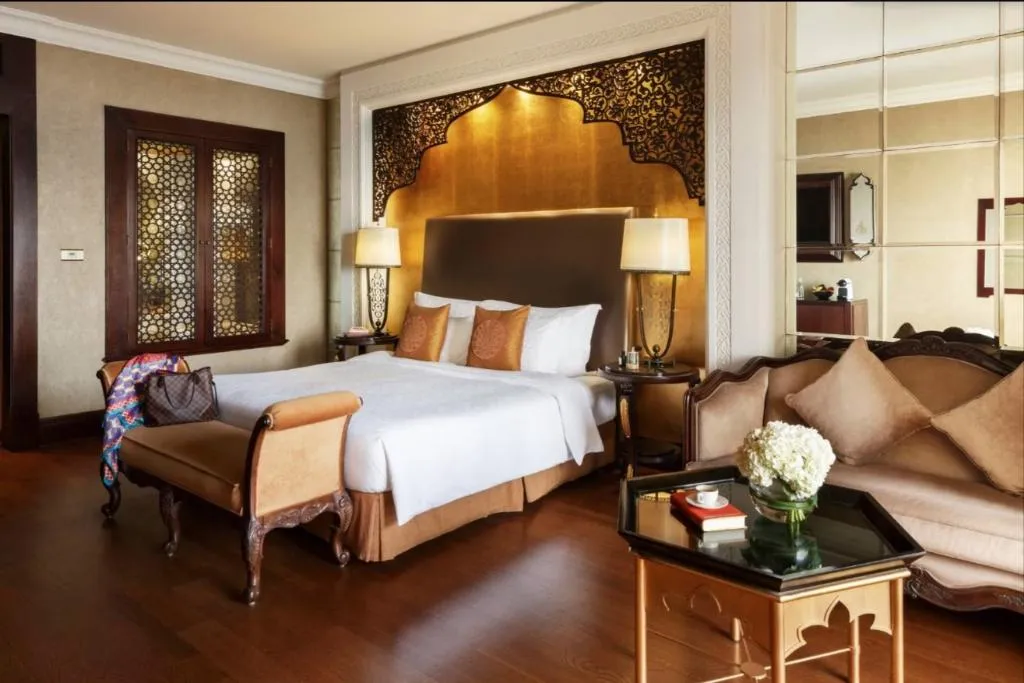 DOUBLE DELUXE Room, Jumeirah Zabeel Saray Dubai, Dubai