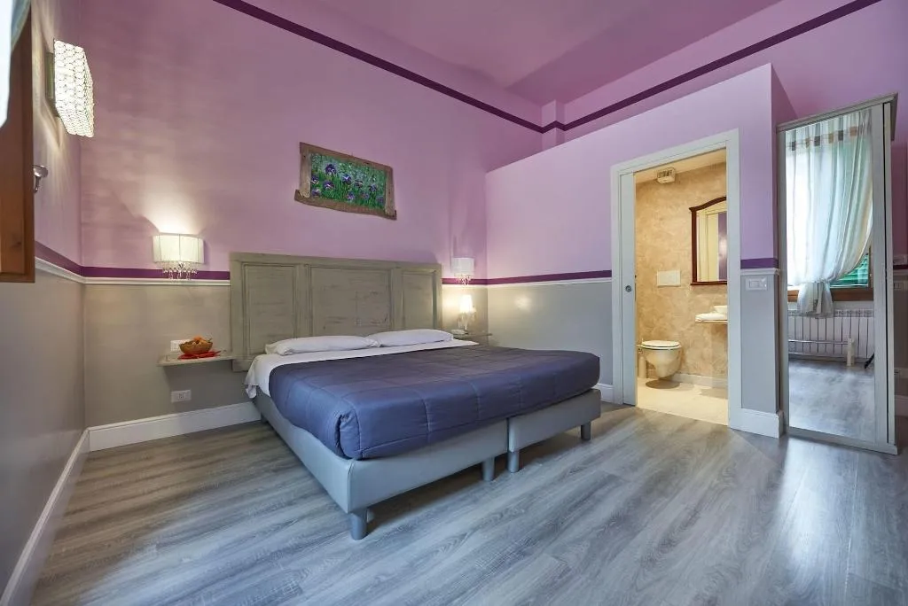 Room, B&B Le Stanze Del Duomo, Florence